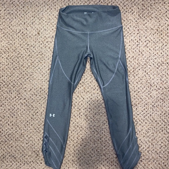 Under Armour HeatGear compression leggings! - Picture 2 of 4